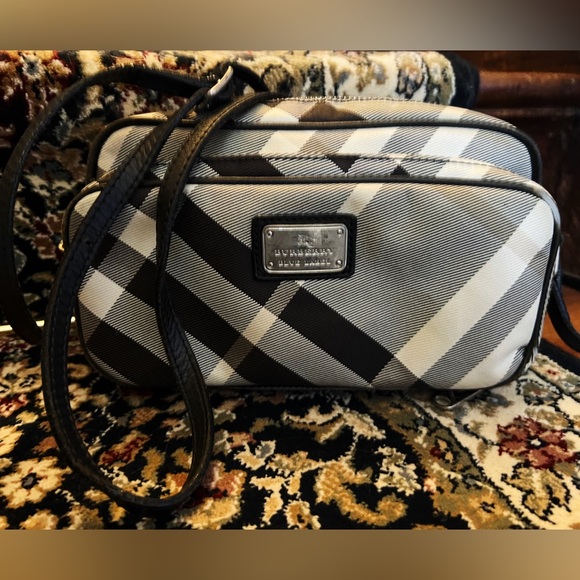Vintage 2000s Burberry Black Label Nova Check Crossbody Bag